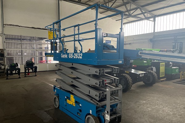Genie GS-2632 (2)