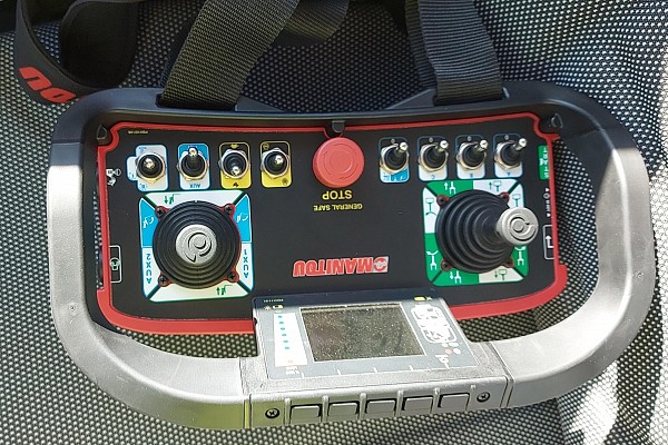 Manitou MRT2660 for sale hire (5)